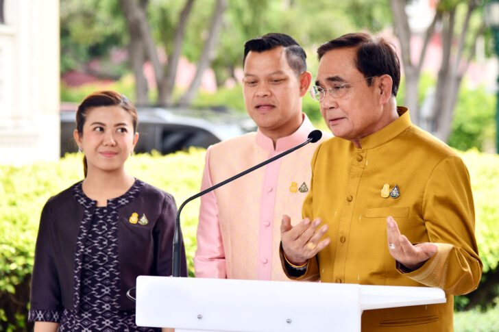 พล.อ.ประยุทธ์ จันทร์โอชา พล.อ.ประยุทธ์ จันทร์โอชา