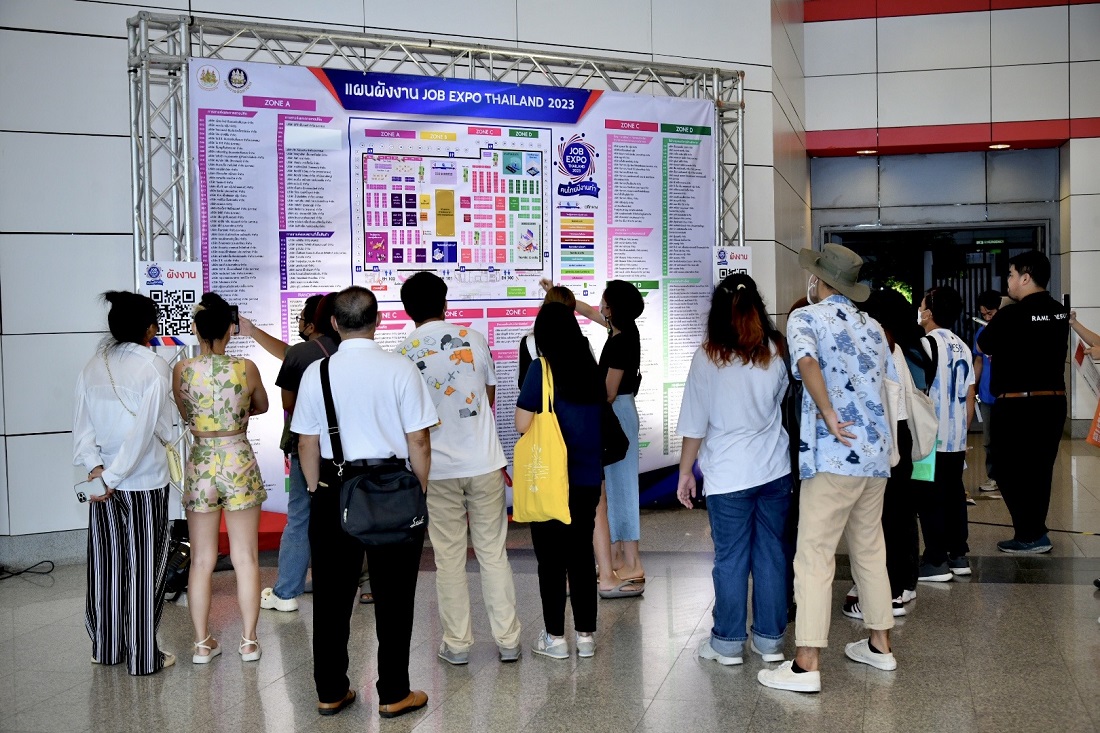 JOB EXPO 2023 คนร่วมงานทะลุเป้า แห่สมัครงานไทย-สหรัฐ-เกาหลี