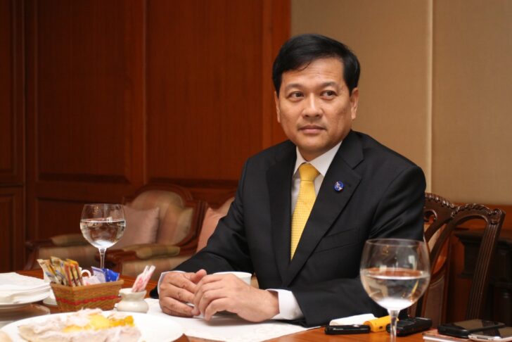 สาธิต รังคสิริ สาธิต รังคสิริ