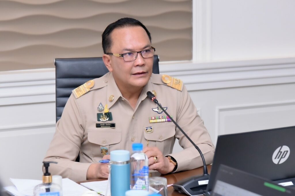 นายประพิศ จันทร์มา