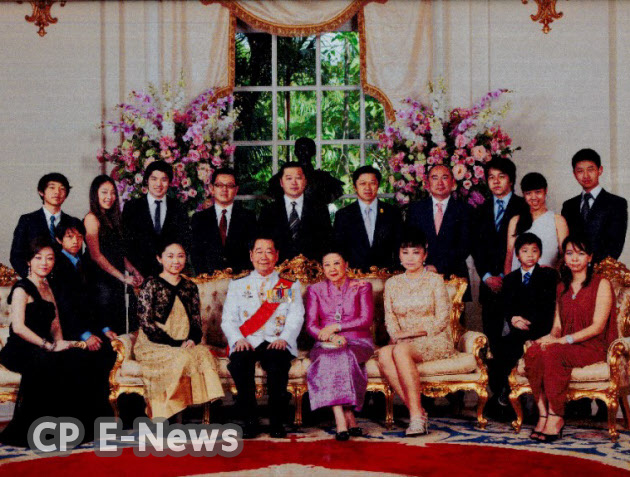 ครอบคัรวเจ้าสัวธนินท์ เจียรวนนท์