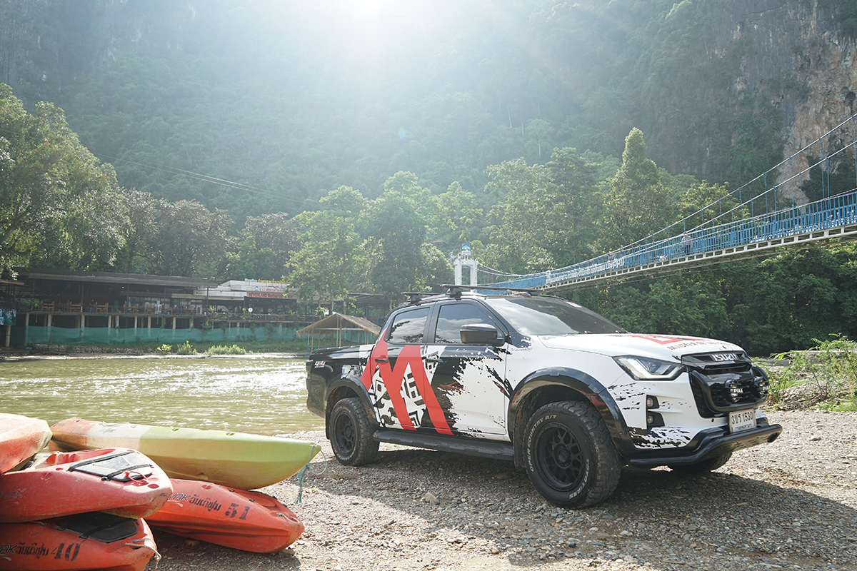 Isuzu V-Cross วังเวียง