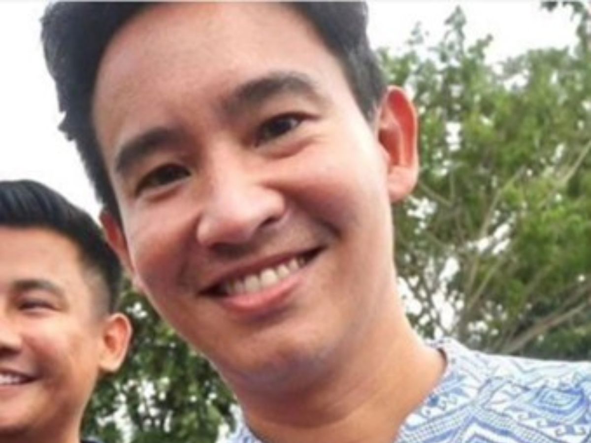 พิธาถูกหวย เลขท้าย 2 ตัว 30 จำนวน 2 ใบ หลังอุดหนุนแม่ค้าที่ลำพูน