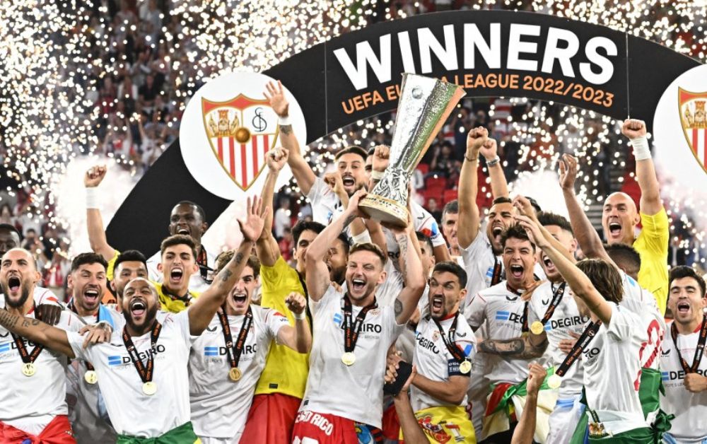 เซบียา เถลิงแชมป์ ยูโรปา ลีก สมัยที่ 7 จากการชิง 7 ครั้ง มากที่สุดในรายการนี้