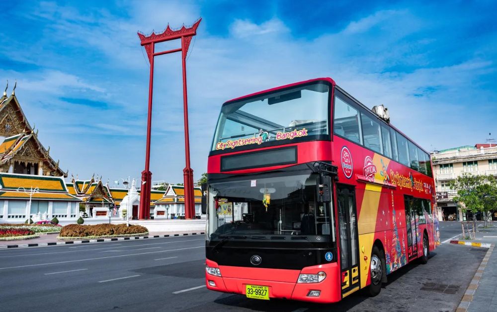 สัมผัสประสบการณ์ชมเมืองแบบ Hop-On Hop-Off กับรถบัสเปิดประทุน City Sightseeing