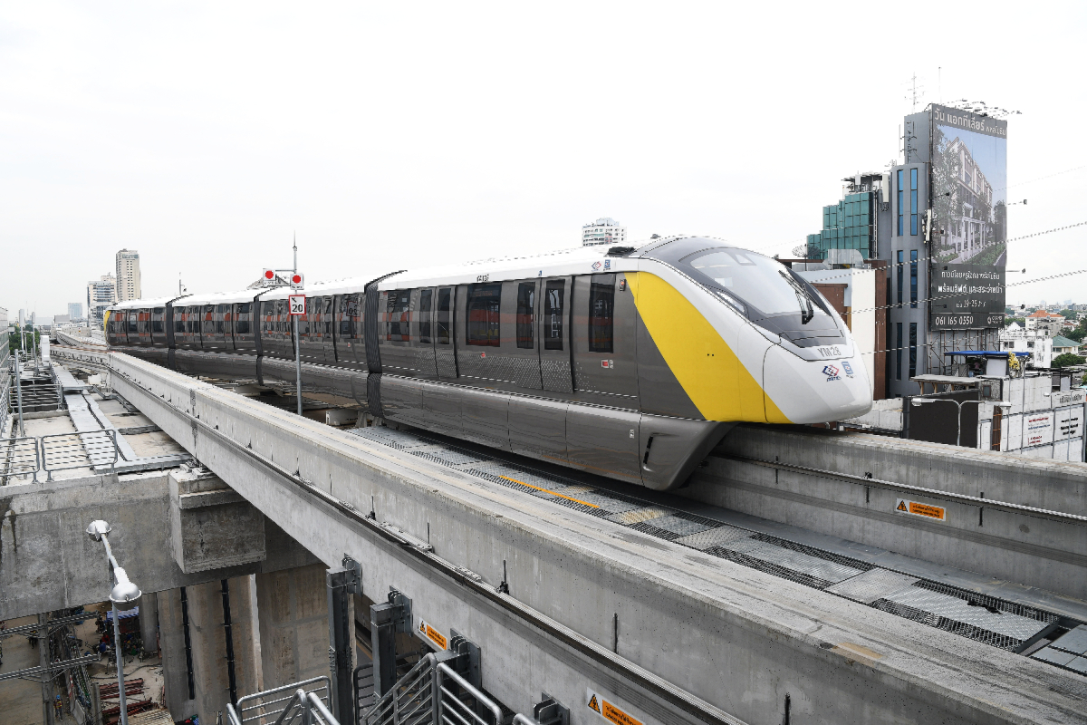 รถไฟฟ้าสายสีเหลือง 4 ม.ค. 67 ให้บริการทุก 15 นาที เดินทางฟรี