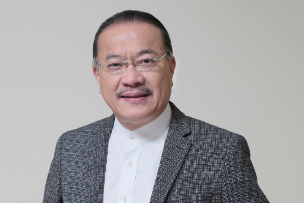 สมศักดิ์ อมรรัตนชัยกุล