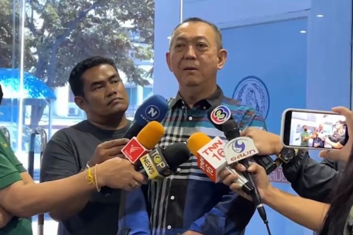 เฉลิมชัย ปัดล็อกสเป็กหัวหน้าประชาธิปัตย์คนใหม่ วอนหยุดทำลายพรรค
