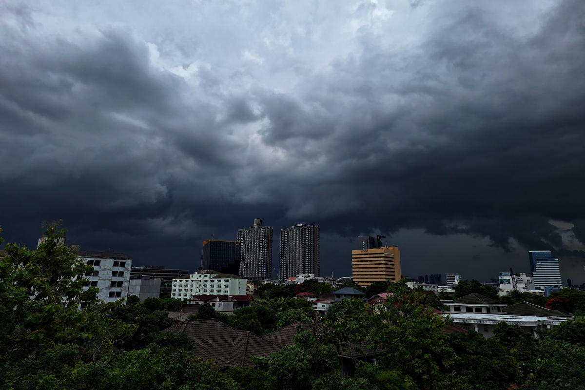 สภาพอากาศวันนี้ หลายจังหวัดยังมีฝนตกหนัก กทม.-ปริมณฑล ฝนตก 30%