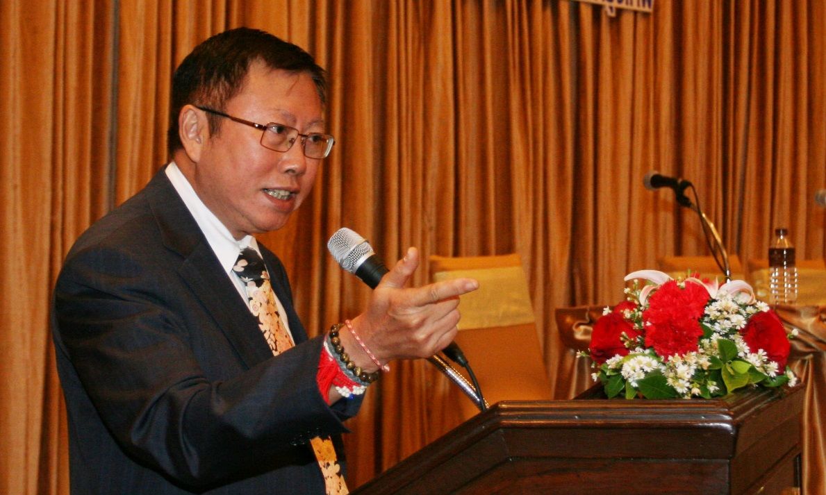 บวรศักดิ์ แนะส่งศาลรัฐธรรมนูญตีความ ญัตติปิดประตูโหวต “พิธา”  