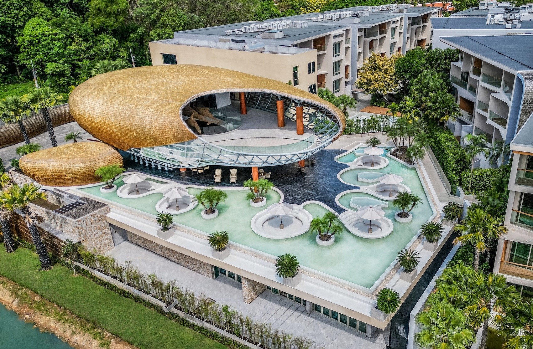 อสังหาถล่มลงทุนต่างจังหวัด ชิงเค้ก 4 แสนล้าน “EEC-ภูเก็ต” โตแรง