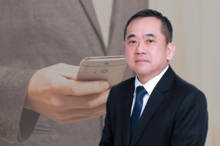 ) ศาสตราจารย์พิเศษวิศิษฏ์ วิศิษฏ์สรอรรถ ปลัดกระทรวงดิจิทัลเพื่อเศรษฐกิจและสังคม (ดีอีเอส)