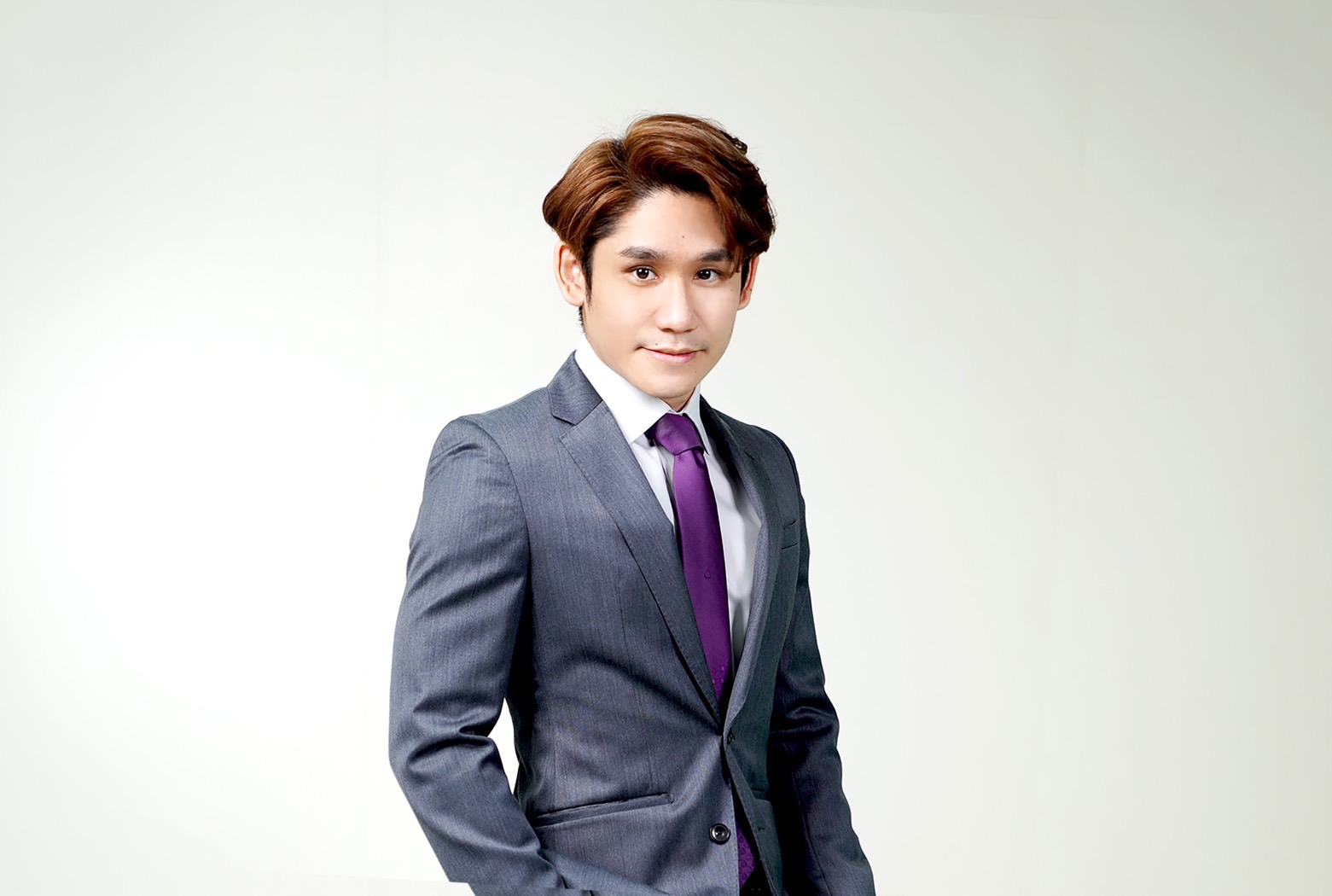 นายวชิรวัฒน์ บานชื่น