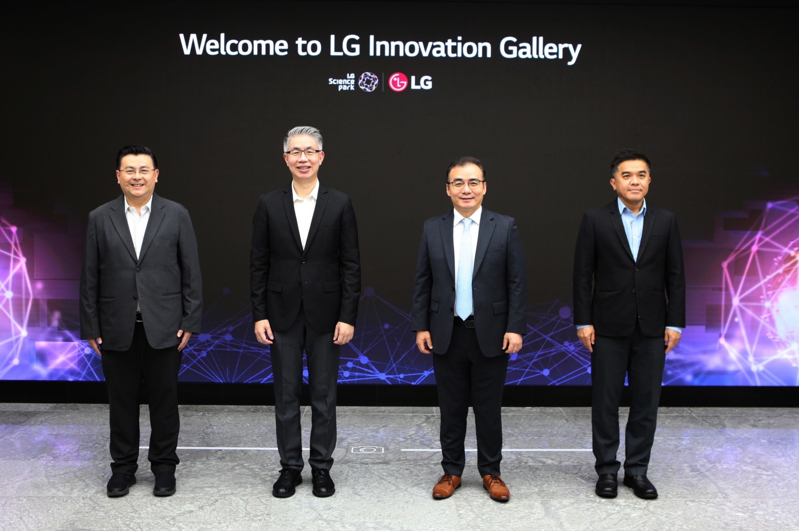 ลุ้น LG ลงทุน EV ในไทย หลังกระทรวงอุตสาหกรรมบุกเจรจาที่เกาหลีใต้