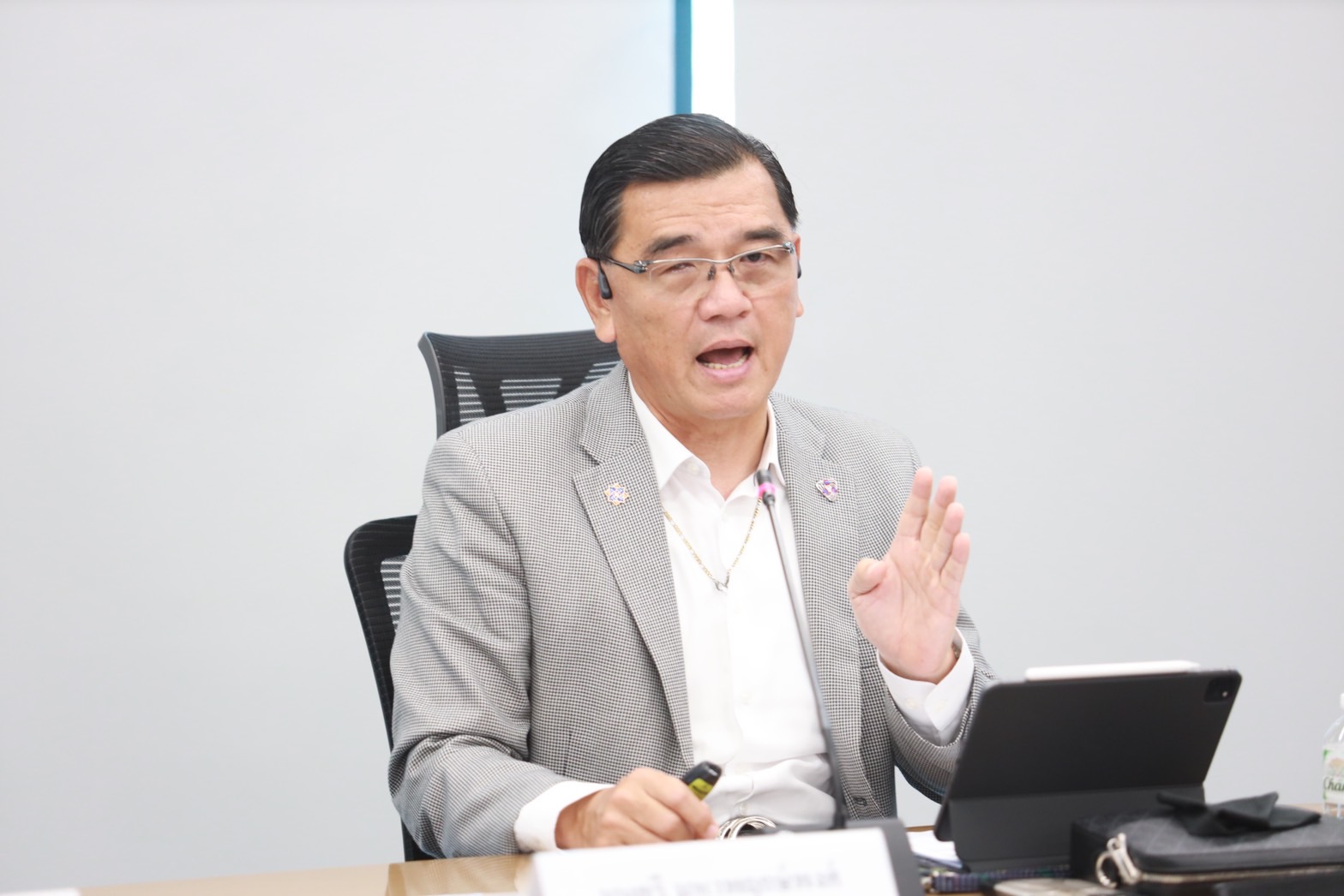 ส.อ.ท. เผยผลสำรวจ CEO ทุกกลุ่มอุตสาหกรรมห่วงตั้งรัฐบาลช้า กระทบเศรษฐกิจ