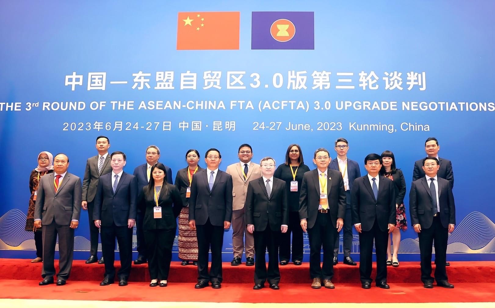 พาณิชย์เจรจาอัพเกรด FTA อาเซียน-จีน มั่นใจปิดดีลภายในปี 2567