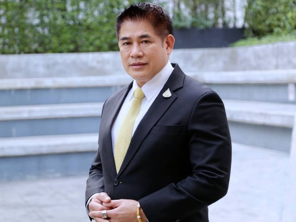 ป.ป.ช.เปิดบัญชีทรัพย์สิน ธรรมนัส 1,043 ล้าน พร้อมมงกุฎเพชรเมียคนที่ 2