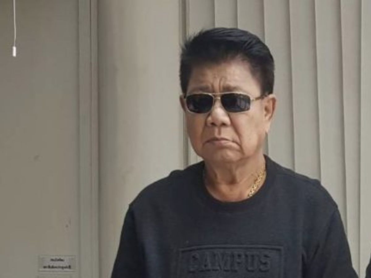 ครูชลธี ธารทอง