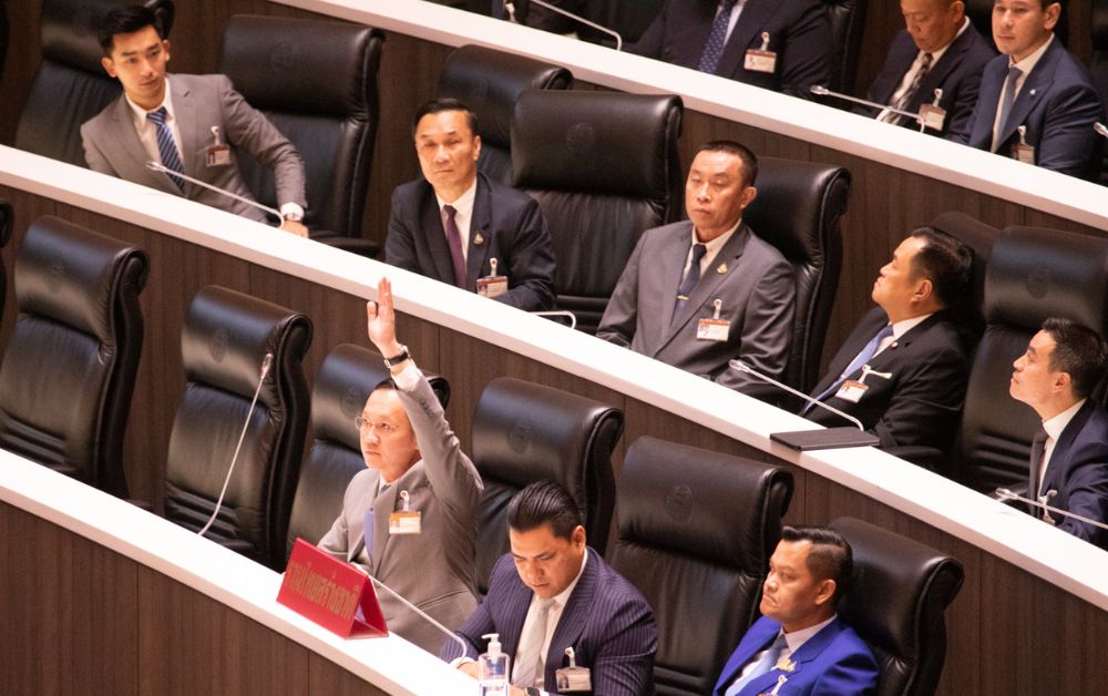 ประวัติ อัครเดช รวมไทยสร้างชาติ สกัดโหวตพิธาเป็นนายกฯรอบสอง