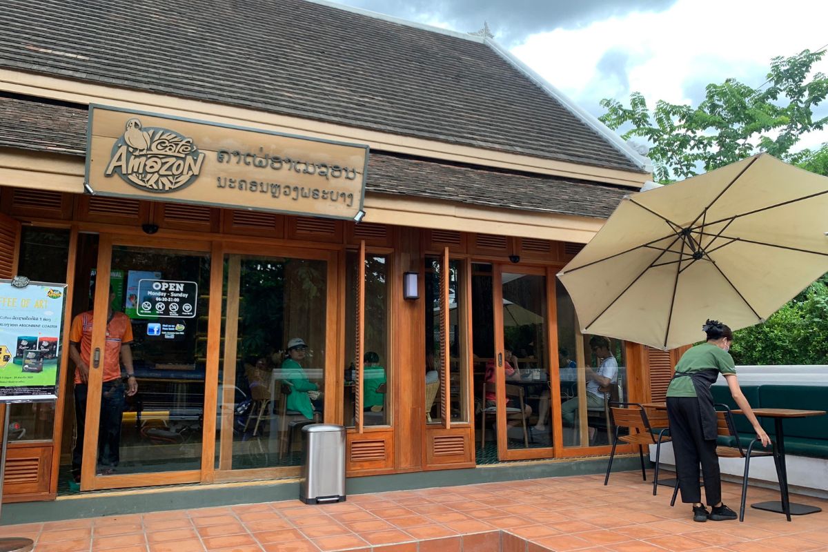 รู้ไหมพีทีที (ลาว) ตั้งเป้าขยายร้านอเมซอนใน สปป.ลาว ให้ได้ 100 สาขา