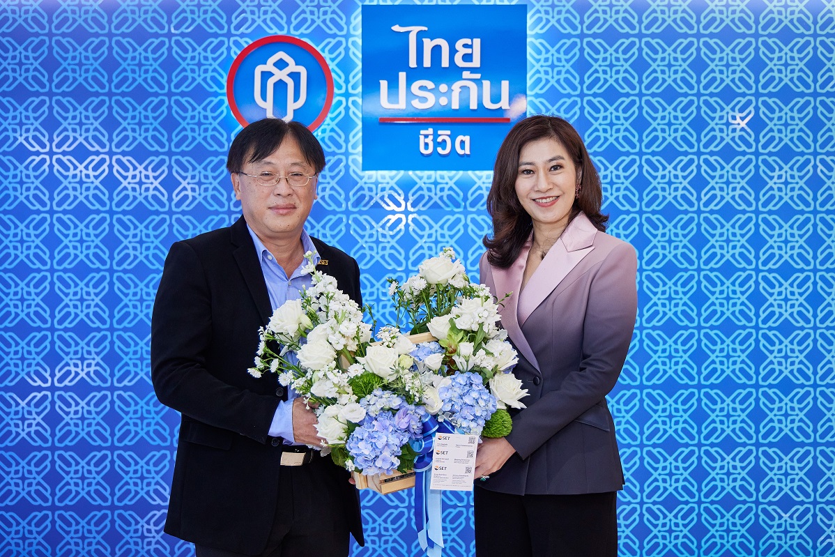 ผู้บริหารตลาดหลักทรัพย์ฯ แสดงความยินดี TLI เข้า SET50