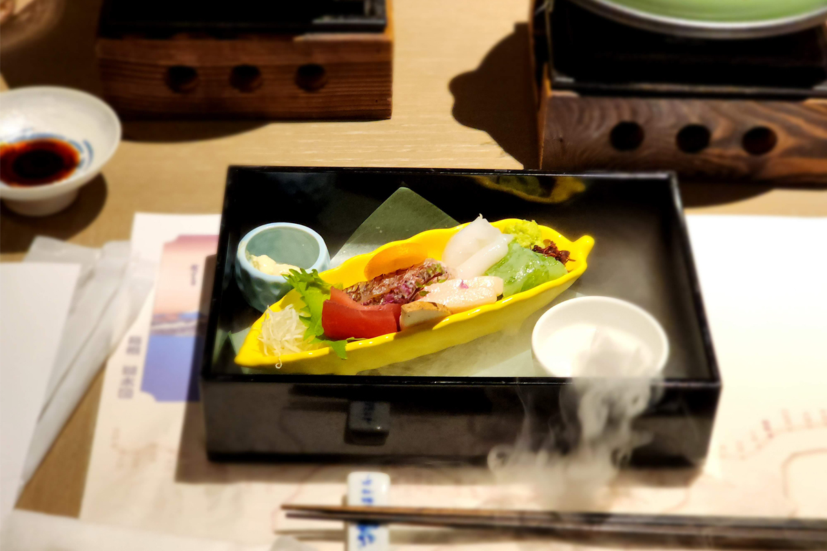 ร้านอาหารญี่ปุ่นดิ้นฝุ่นตลบ จับตาแผนปล่อยน้ำหล่อเย็นกระทบธุรกิจ