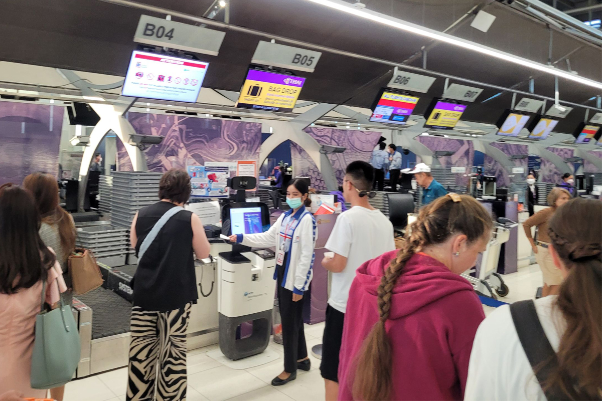 ไทยเที่ยวนอก ไทยเที่ยวนอก