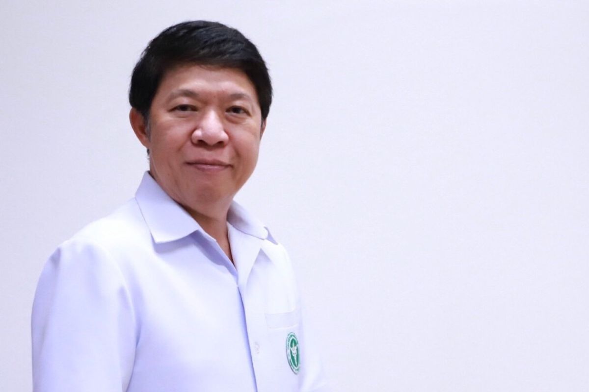 นายแพทย์สุวรรณชัย วัฒนายิ่งเจริญชัย
