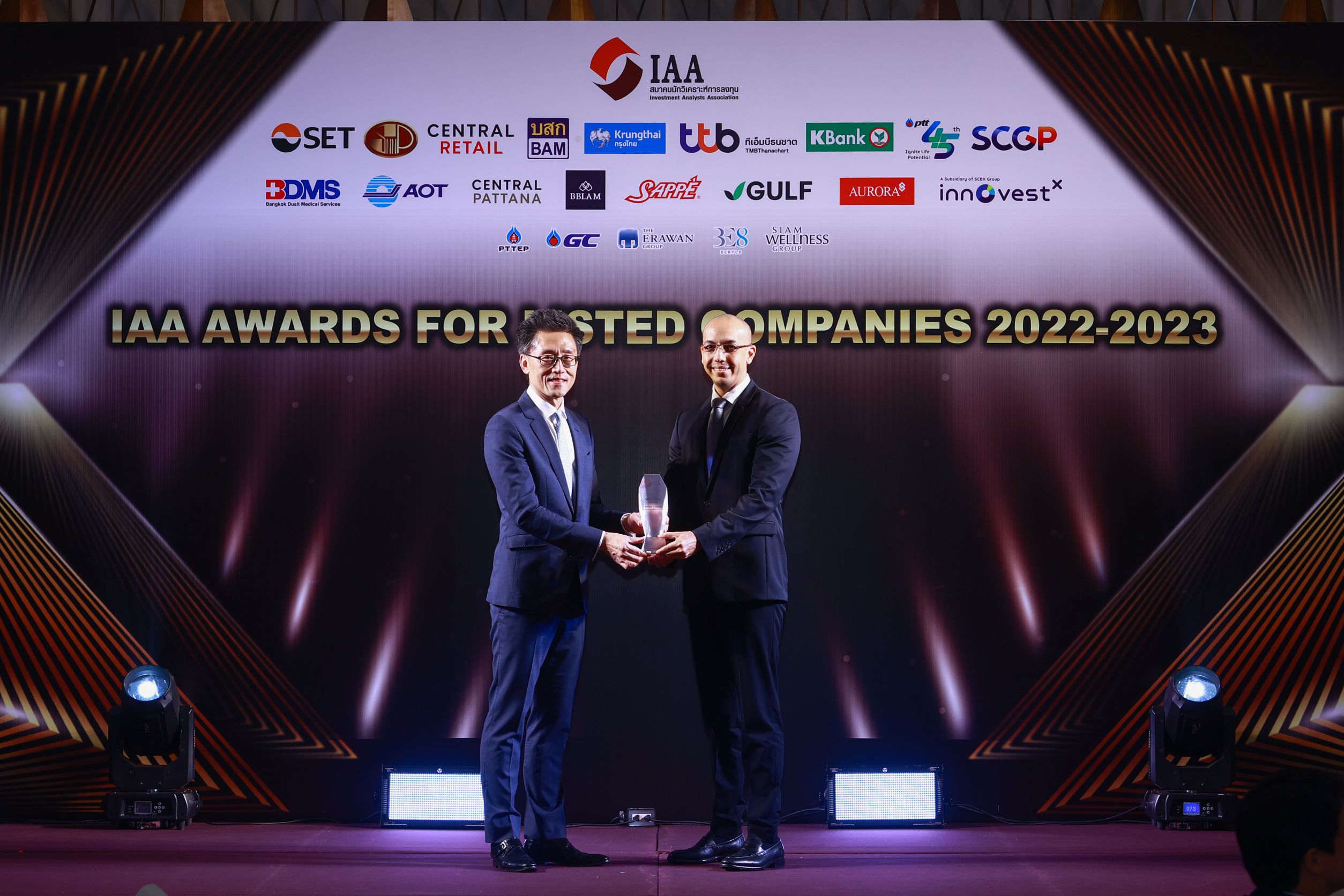 ดิ เอราวัณ กรุ๊ป คว้ารางวัล Best CEO-Best CFO-Outstanding IR