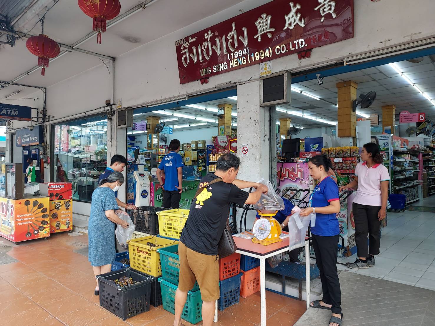 ทายาทห้างค้าปลีก-ค้าส่งแห่งประเทศไทย รับซื้อมังคุดใต้ กว่า 1,000 ตัน