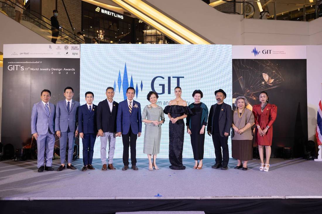 สถาบัน GIT อวดโฉมเครื่องประดับตระการตา Glitter & Gold สร้างศักยภาพนักออกแบบสู่สากล