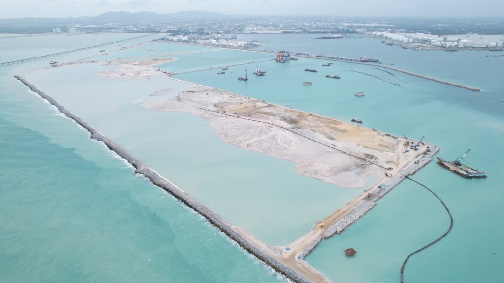 โครงการท่าเรืออุตสาหกรรมมาบตาพุด ระยะที่ 3 ช่วงที่ 1