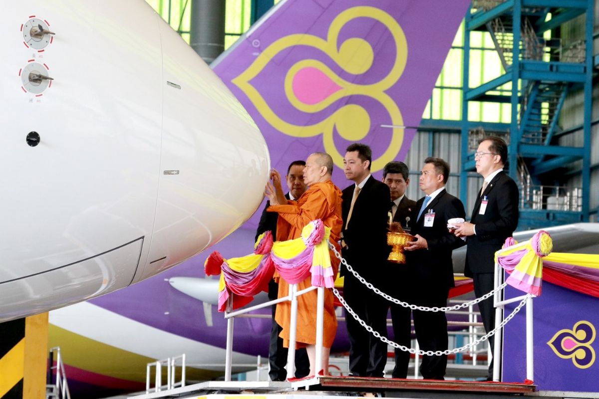 การบินไทยจัดพิธีเจิมเครื่องบินแอร์บัส เอ 350-900 จำนวน 2 ลำ