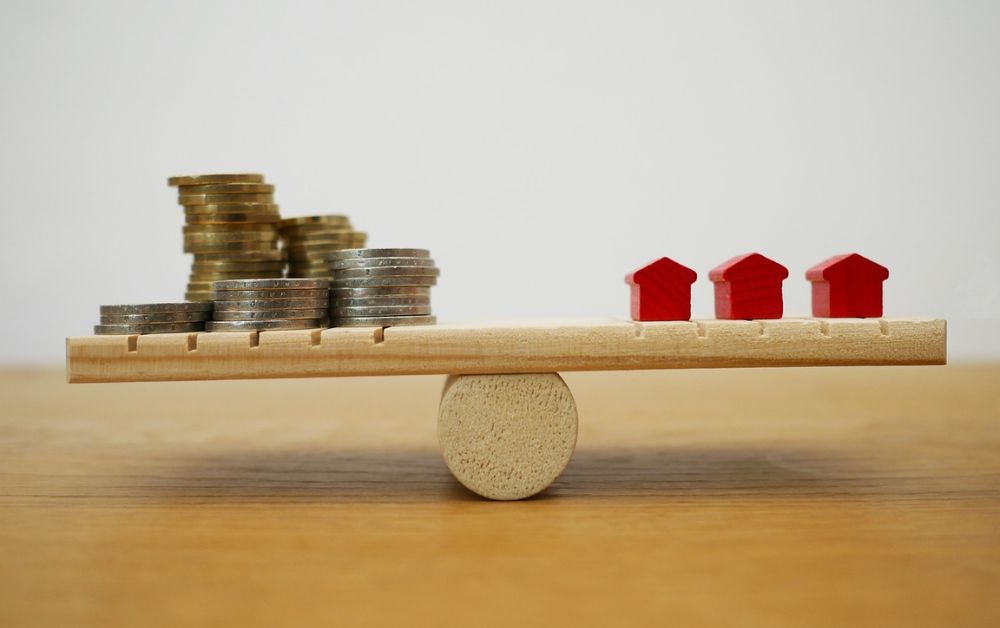 สศช.เปิดตัวเลขหนี้ครัวเรือน Q1/66 พุ่ง 3.6% หนี้เสียรถยนต์เพิ่มสูงขึ้นในรอบ 14 ไตรมาส