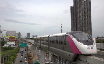 รถไฟฟ้าสายสีชมพู รถไฟฟ้า