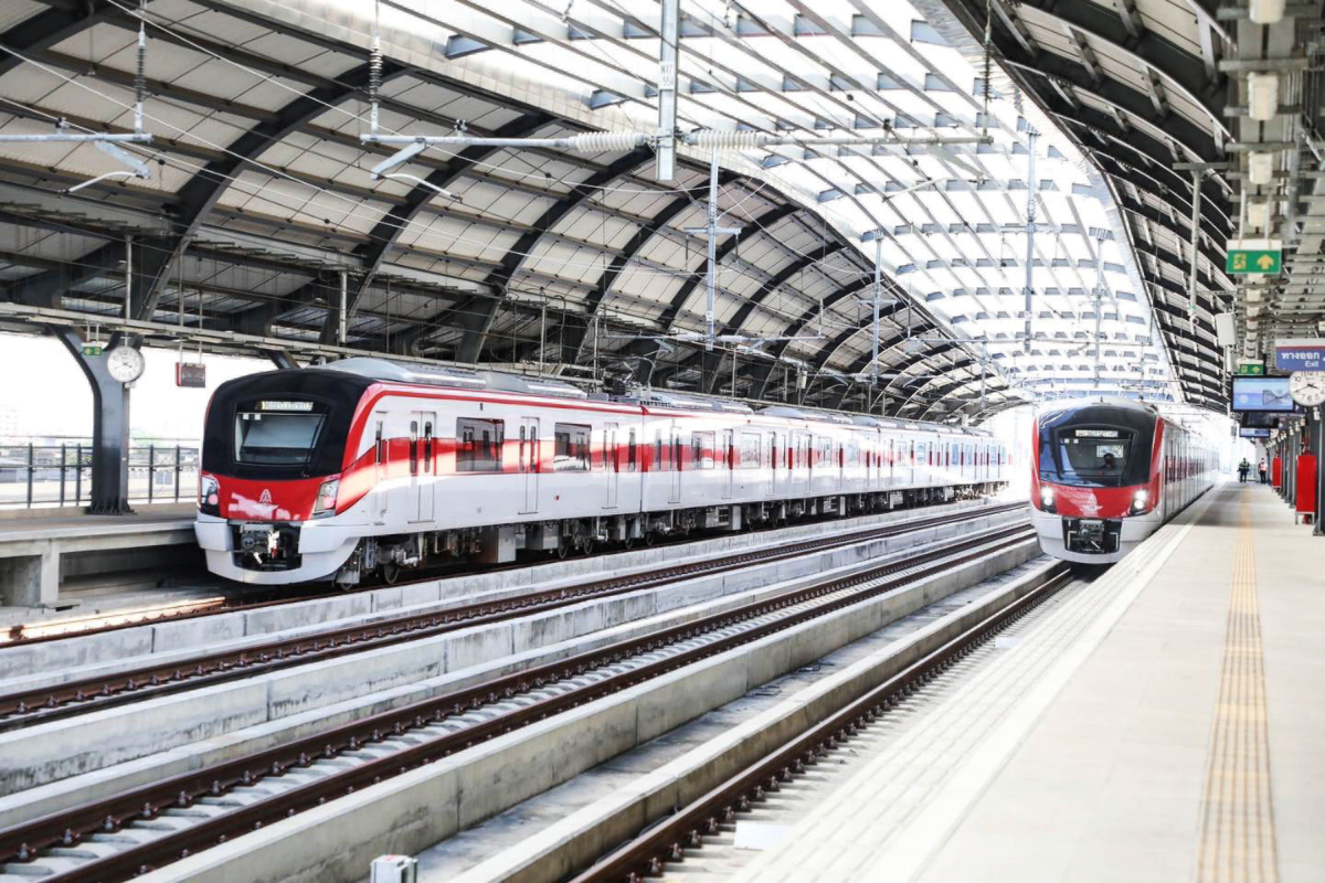 รถไฟฟ้าสายสีแดง ปรับเวลาบริการ-เพิ่มความถี่รถมากขึ้น เริ่มวันนี้ (15 ส.ค.)