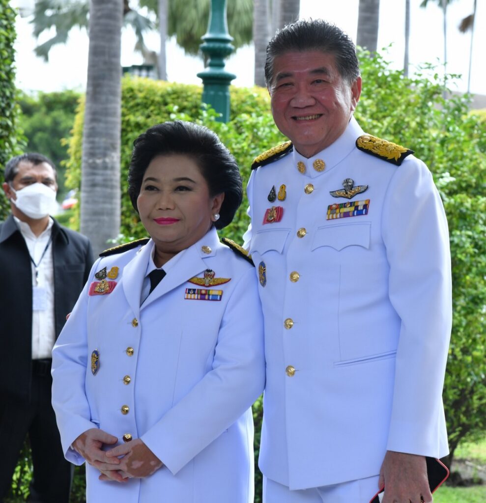 ครม.รัฐบาลเศรษฐา เข้าเฝ้าถวายสัตย์ฯ-ภูมิธรรม