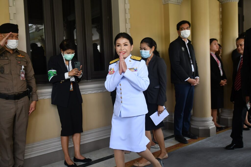 ครม.รัฐบาลเศรษฐา เข้าเฝ้าถวายสัตย์ฯ