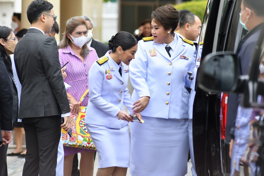 ครม.รัฐบาลเศรษฐา เข้าเฝ้าถวายสัตย์ฯ