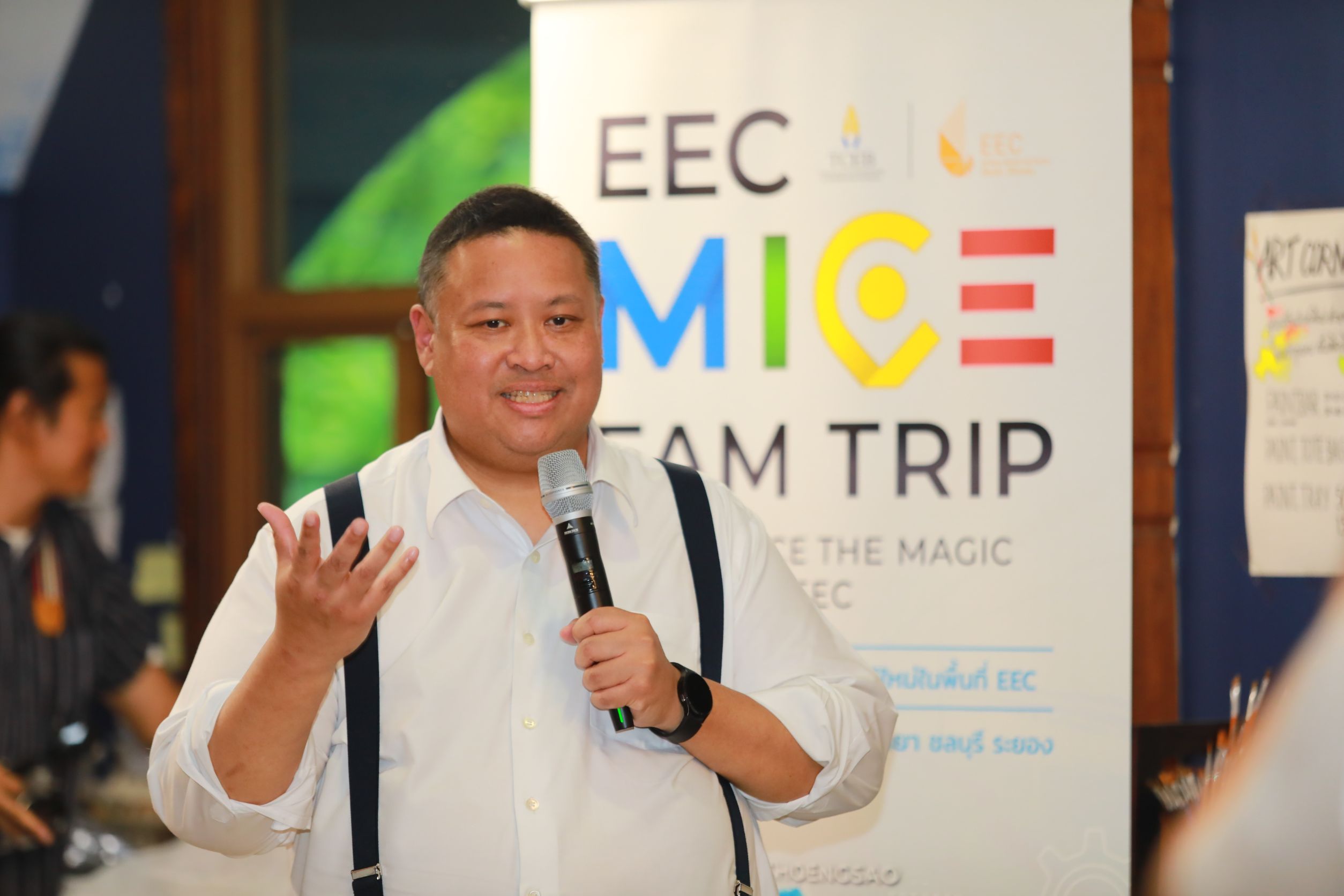 ทีเส็บ ผนึก สกพอ. ชูไมซ์เครืองมื่อดึงลงทุนขับเคลื่อนเศรษฐกิจในพื้นที่ ECC