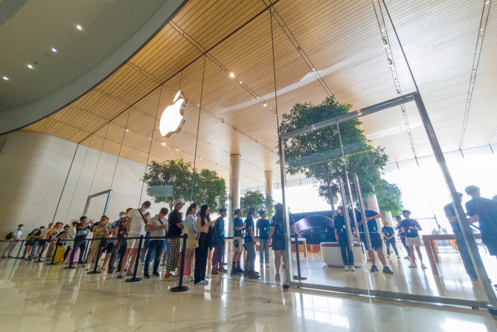 iPhone 15 Apple Store สาขาไอคอนสยาม