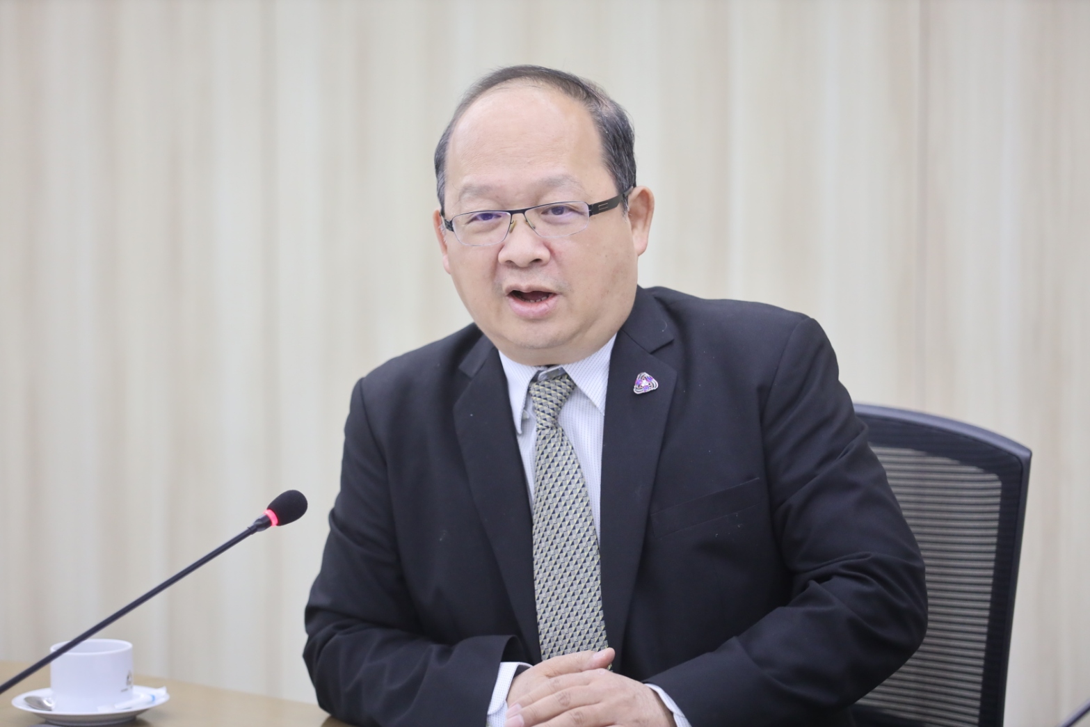 เกรียงไกร เธียรนุกุล