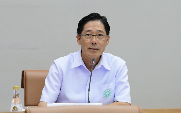 นายแพทย์ธเรศ กรัษนัยรวิวงค์