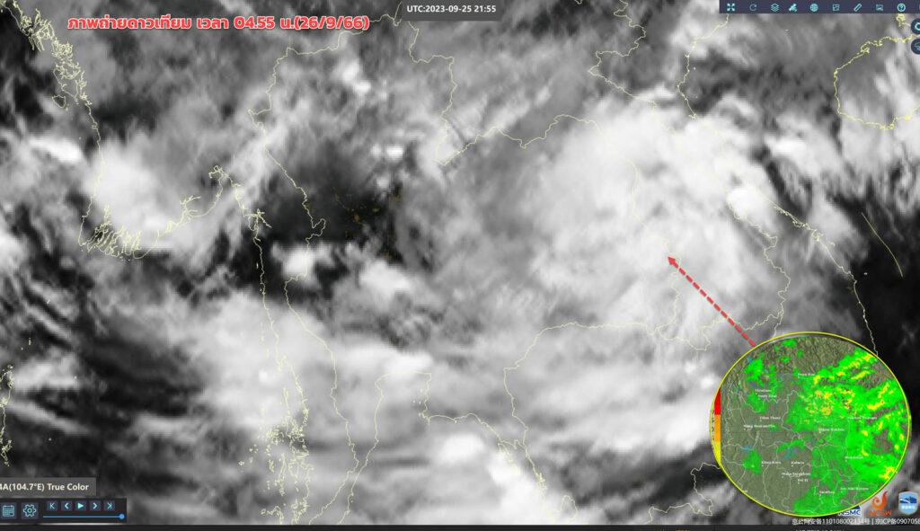 ภาพถ่ายดาวเทียมและเรดาร์ แบบเคลื่อนไหว เช้าวันนี้ (26/9/66) : เมฆฝนเริ่มเคลื่อนเข้าปกคลุมภาคอีสาน ใกล้หย่อมความกดอากาศต่ำกำลังแรงที่เคลื่อนตัวตามร่องมรสุม ส่วนภาคใต้และอ่าวไทยเมฆฝนปกคลุมตามแนวมรสุมที่พัดเขาหาหย่อมความกดอากาศต่ำ
