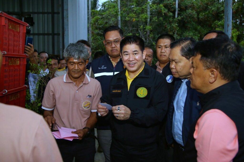 ร้อยเอก ธรรมนัส พรหมเผ่า