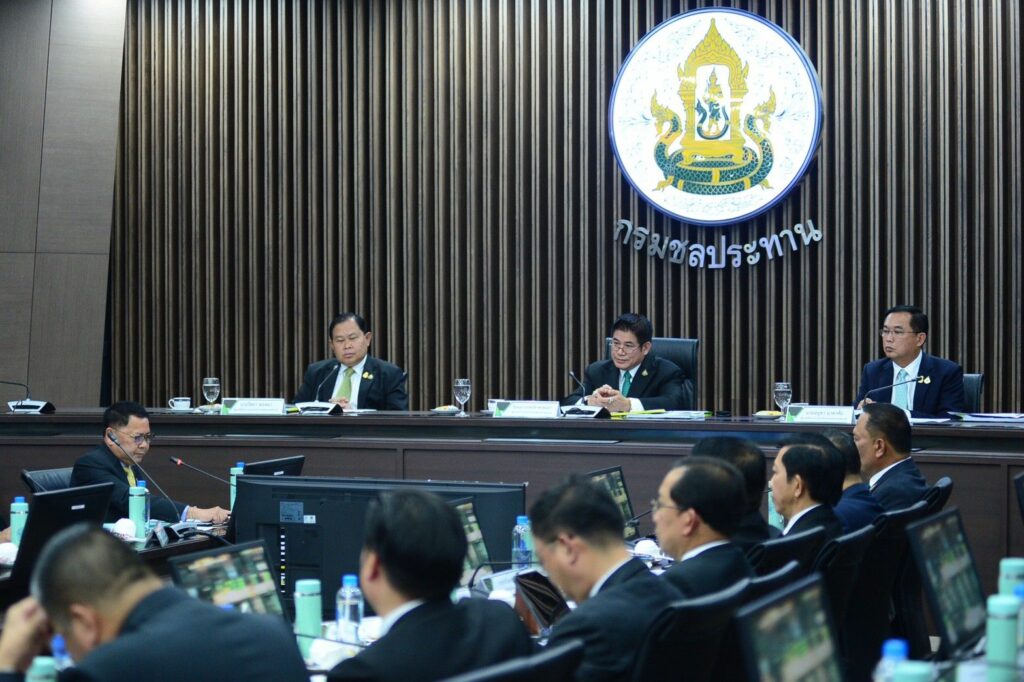 ร้อยเอก ธรรมนัส พรหมเผ่า