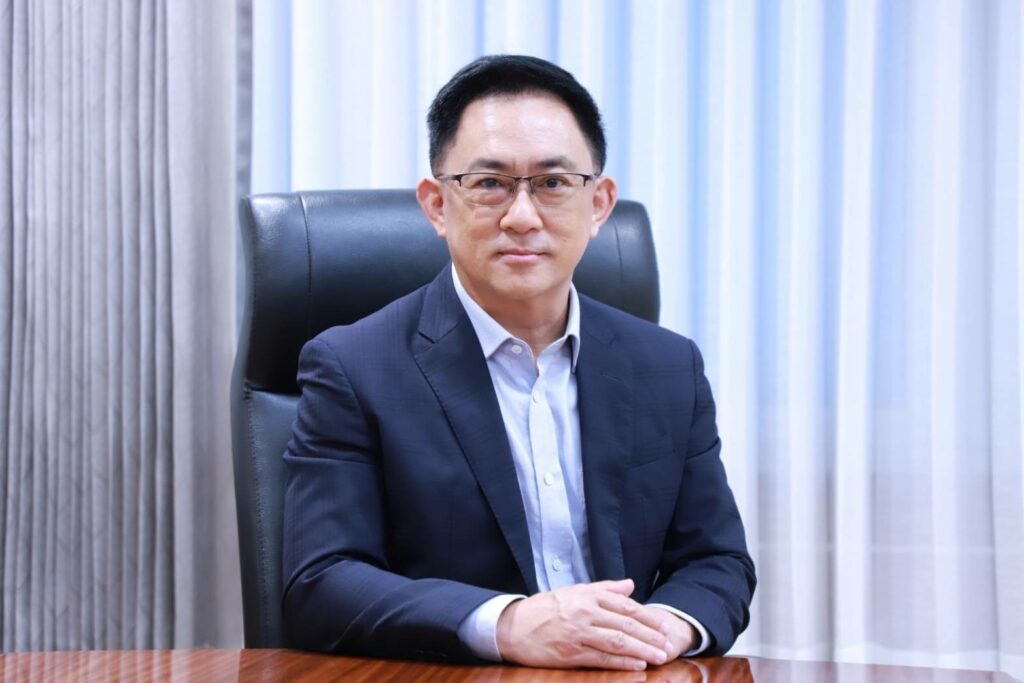 นายพูนพงษ์ นัยนาภากรณ์