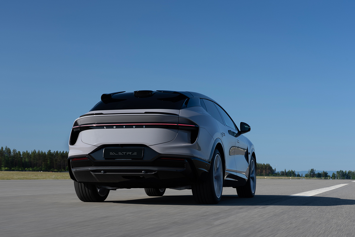 LOTUS ELETRE
