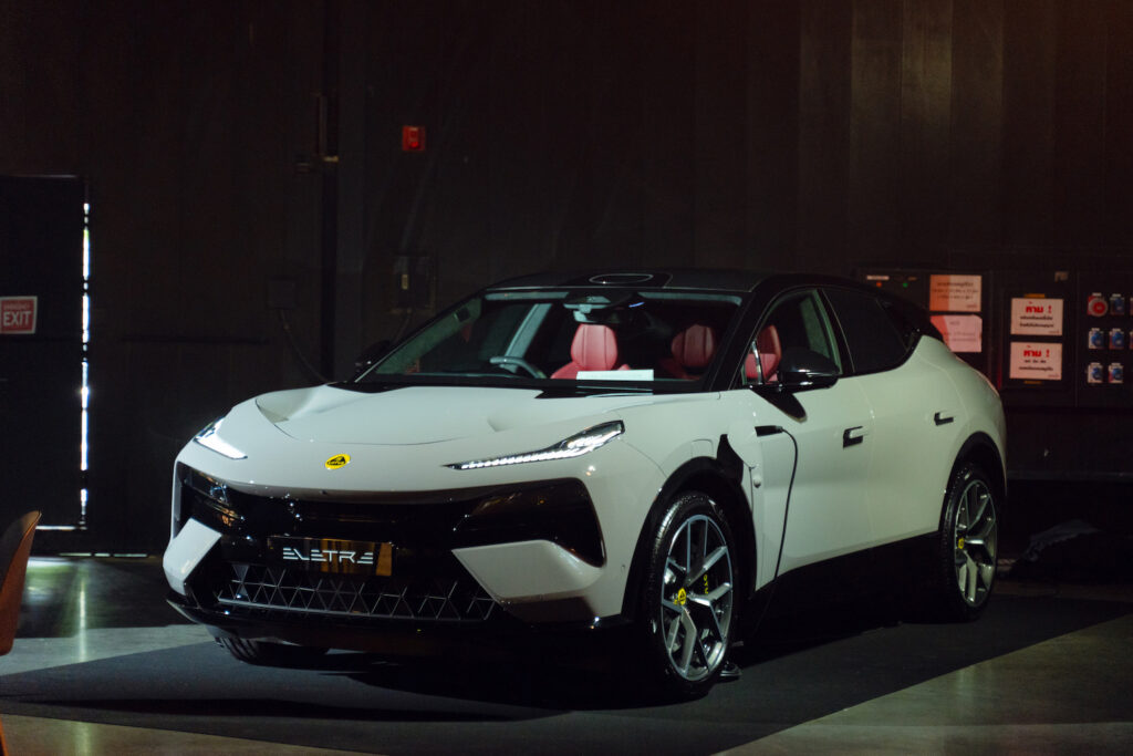 Lotus Eletre