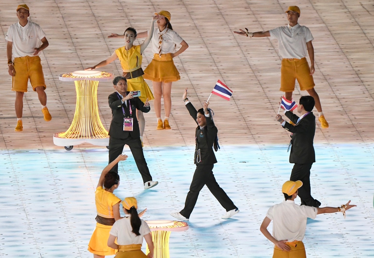 เจ้าฟ้าสิริวัณณวรีฯ ทรงนำทัพนักกีฬาไทยร่วมพิธีเปิดเอเชียนเกมส์ 2023